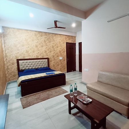 Mi Casa Sector 47 Apartment คูร์เคาน์ ภายนอก รูปภาพ