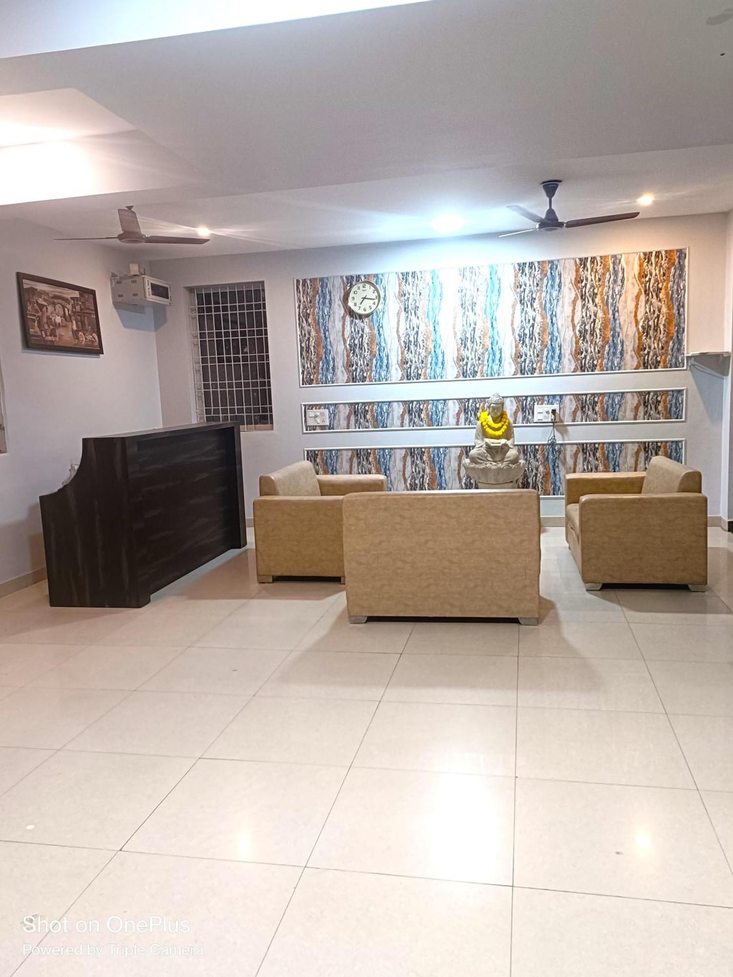 Mi Casa Sector 47 Apartment คูร์เคาน์ ภายนอก รูปภาพ