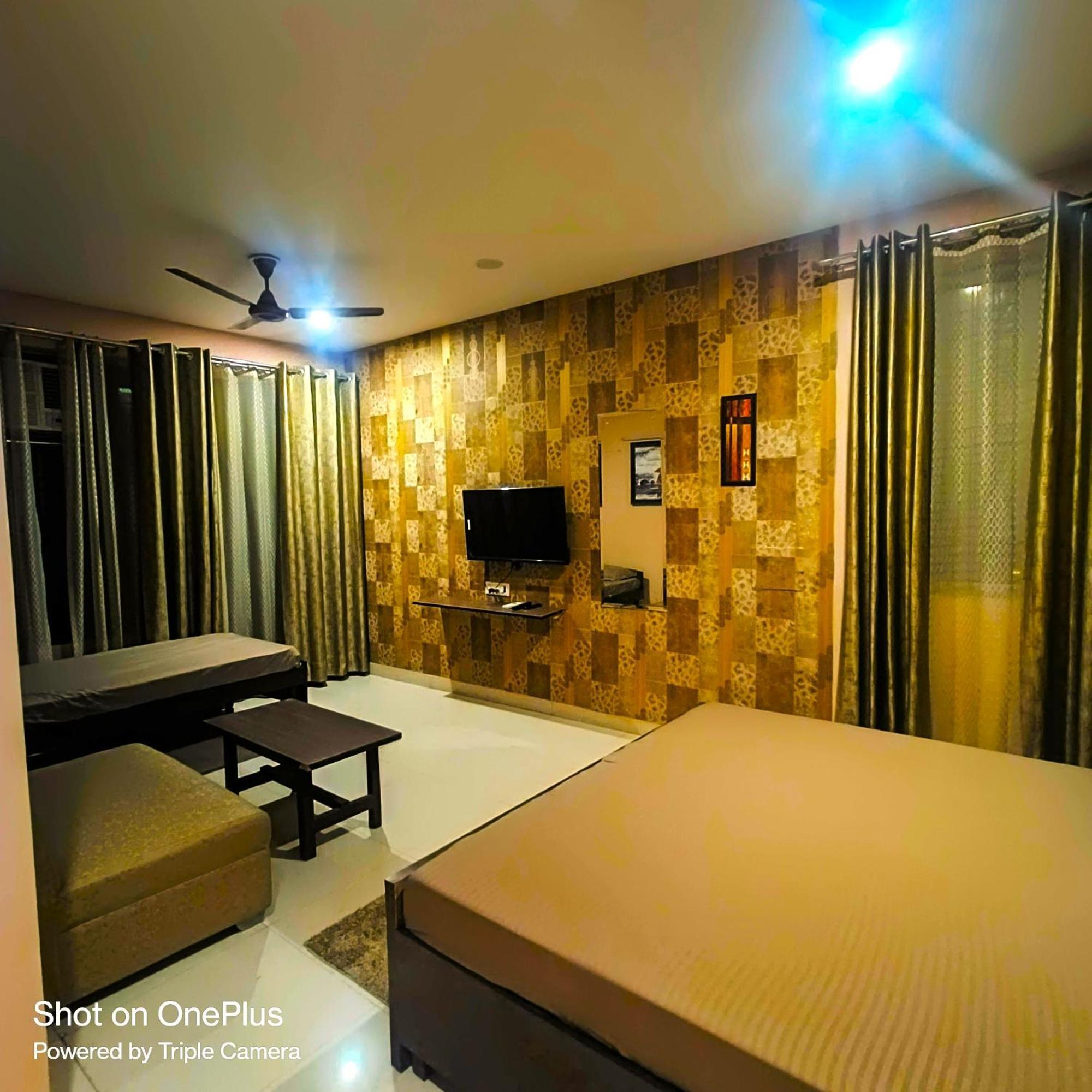 Mi Casa Sector 47 Apartment คูร์เคาน์ ภายนอก รูปภาพ