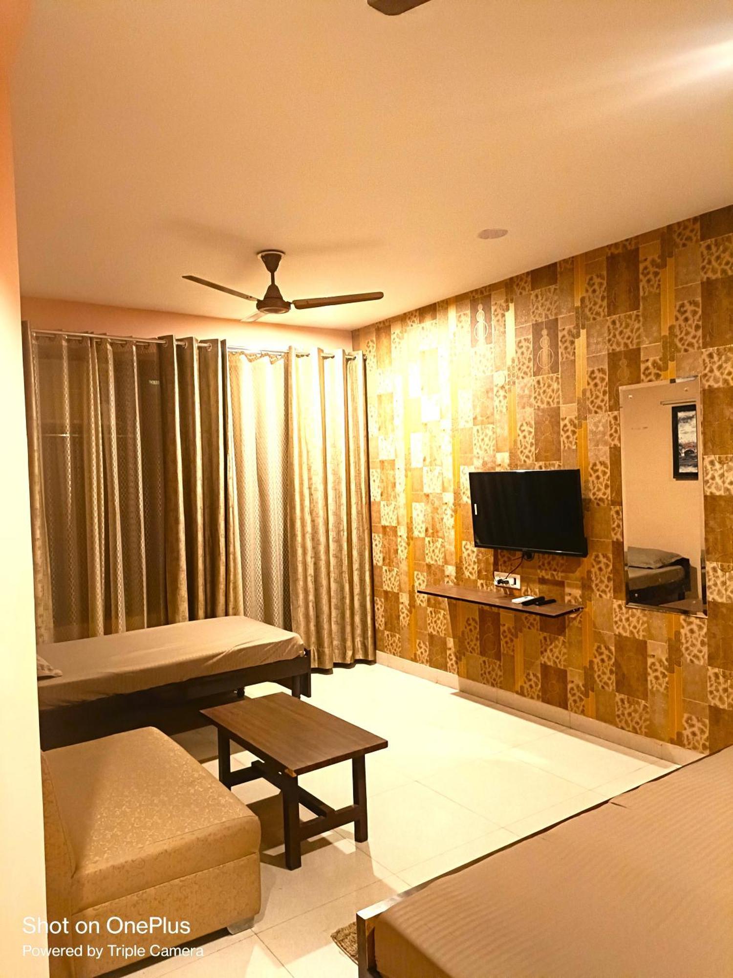Mi Casa Sector 47 Apartment คูร์เคาน์ ภายนอก รูปภาพ