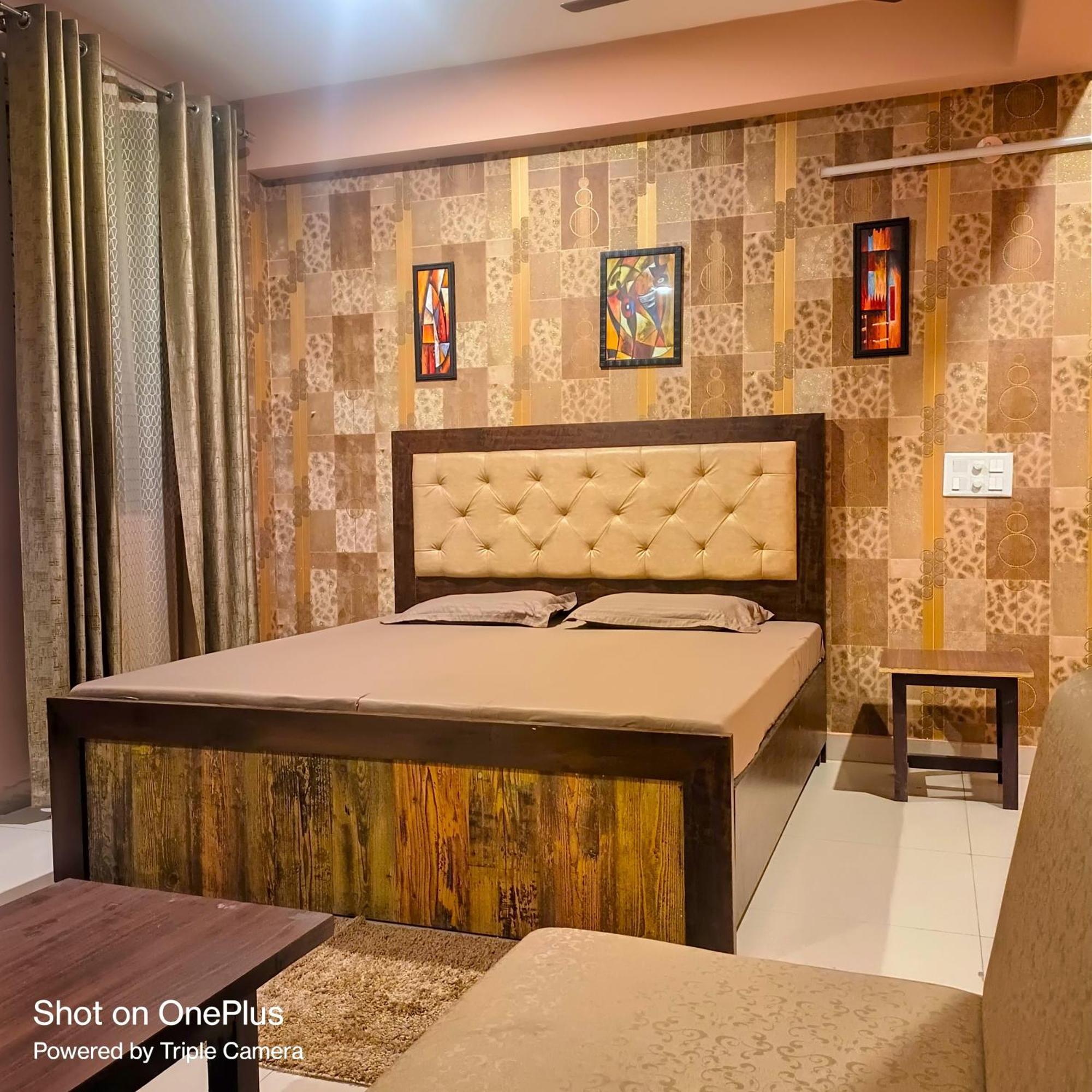 Mi Casa Sector 47 Apartment คูร์เคาน์ ภายนอก รูปภาพ