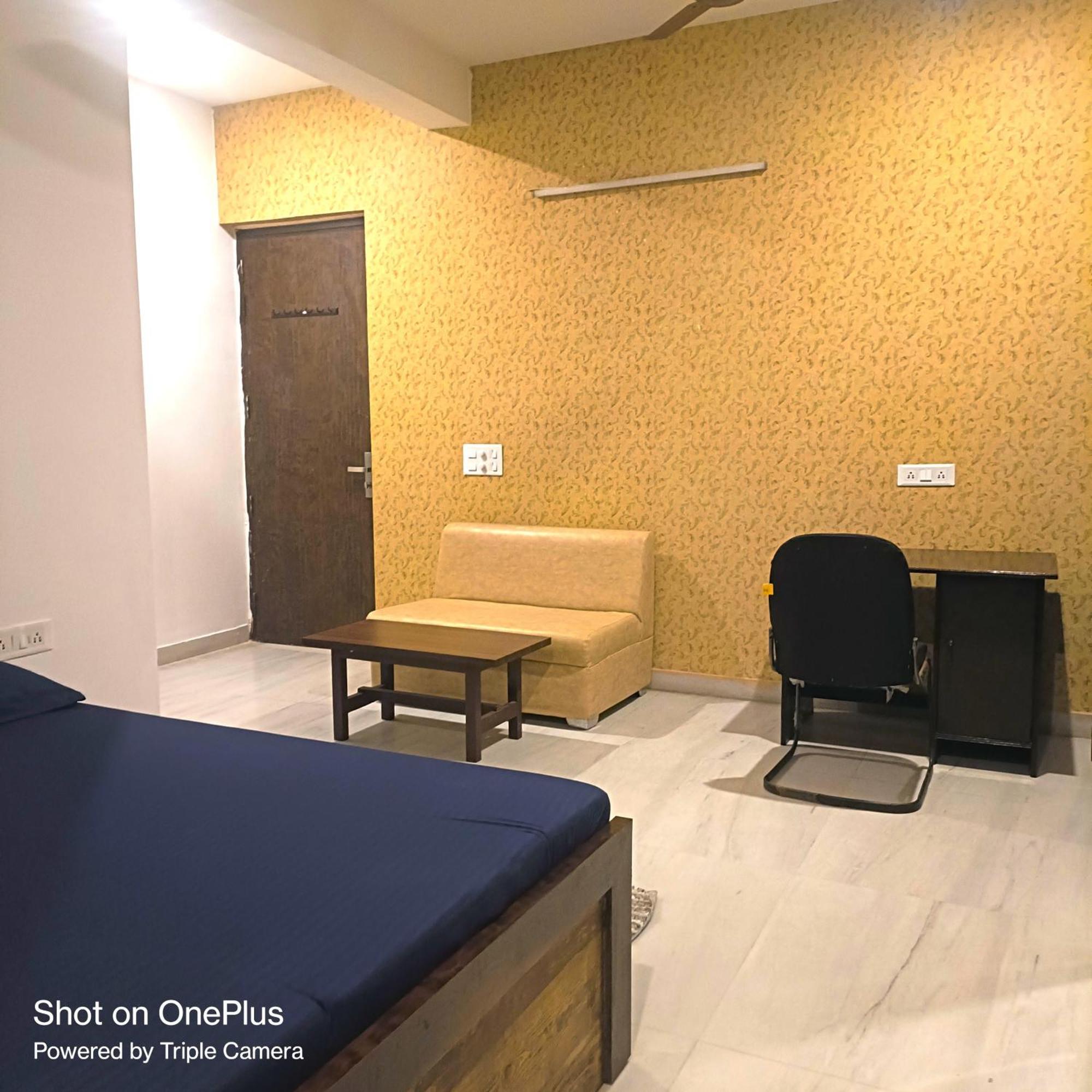 Mi Casa Sector 47 Apartment คูร์เคาน์ ภายนอก รูปภาพ