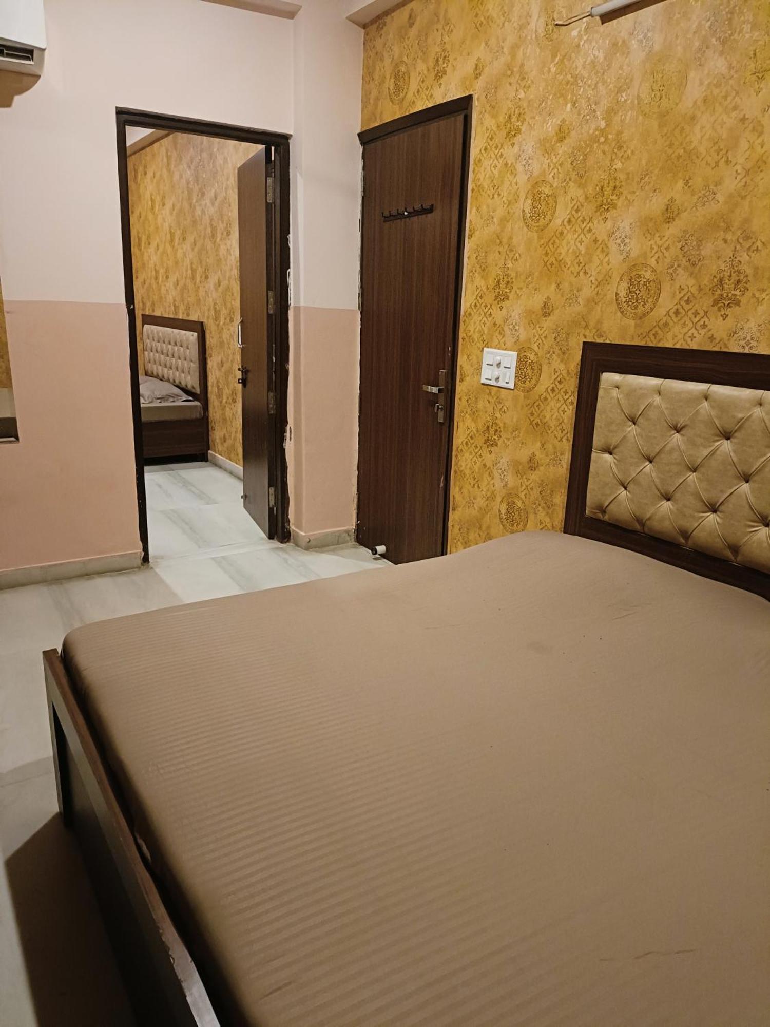 Mi Casa Sector 47 Apartment คูร์เคาน์ ภายนอก รูปภาพ