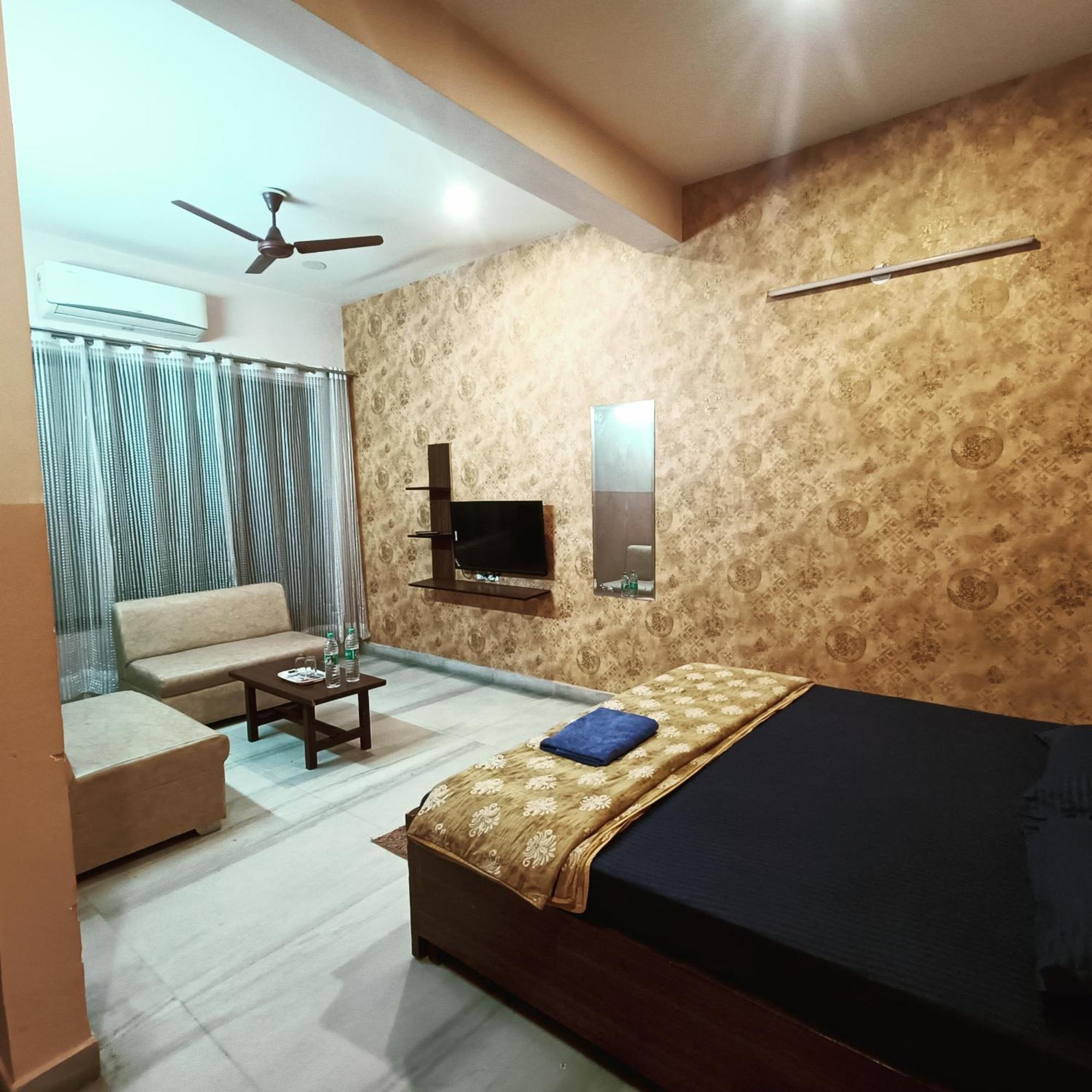 Mi Casa Sector 47 Apartment คูร์เคาน์ ภายนอก รูปภาพ
